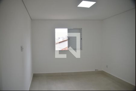 Quarto 2 de apartamento para alugar com 2 quartos, 63m² em Santa Terezinha, Santo André