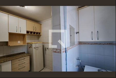 Cozinha de apartamento à venda com 2 quartos, 58m² em Jardim Samambaia, Jundiaí