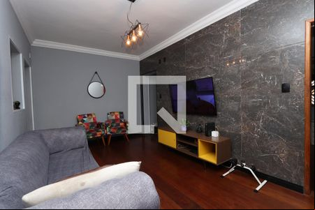 Sala de casa à venda com 2 quartos, 110m² em Jardim Mimar, São Paulo