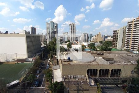 Vista da Sala de apartamento para alugar com 3 quartos, 220m² em Cambuí, Campinas