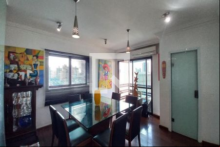 Sala de apartamento para alugar com 3 quartos, 220m² em Cambuí, Campinas