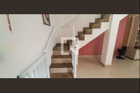 o aos Quartos de casa para alugar com 3 quartos, 222m² em Veloso, Osasco
