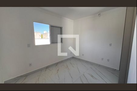 Casa de Condomínio para alugar com 2 quartos, 65m² em Vila Aurocan, Campinas