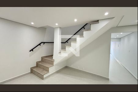 Sala de casa à venda com 3 quartos, 192m² em Vila Camilópolis, Santo André