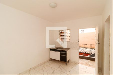 Sala/Cozinha de casa para alugar com 1 quarto, 50m² em Jardim Brasil, São Paulo