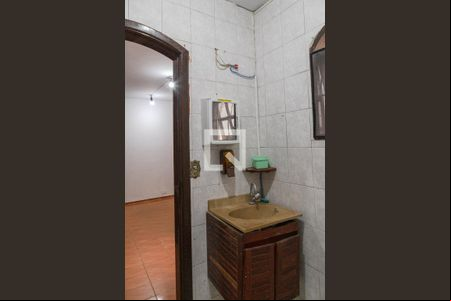 Lavabo de casa para alugar com 3 quartos, 177m² em Macedo, Guarulhos