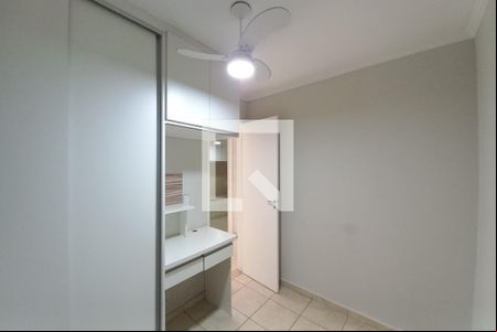 Quarto 2 de apartamento para alugar com 3 quartos, 75m² em Vila Satúrnia, Campinas