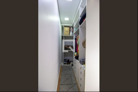 Closet da Suite de casa para alugar com 3 quartos, 480m² em Jardim Rosalia Alcolea, Sorocaba