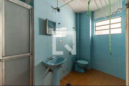 Banheiro de kitnet/studio à venda com 1 quarto, 49m² em República, São Paulo
