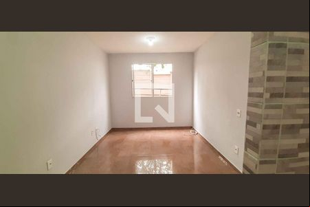 Sala de apartamento para alugar com 2 quartos, 38m² em Jardim Boa Vista (zona Oeste), Osasco
