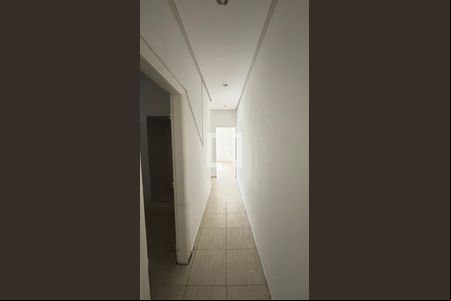 Corredor de casa para alugar com 2 quartos, 100m² em Jardim Bela Vista, Santo André
