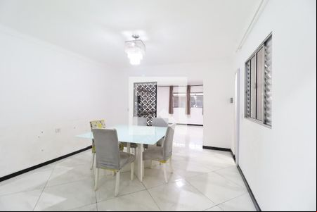 Casa para alugar com 3 quartos, 120m² em Parque Edu Chaves, São Paulo