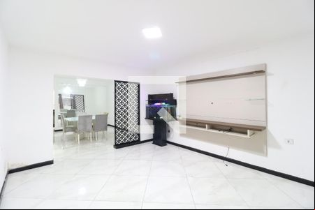Casa para alugar com 3 quartos, 120m² em Parque Edu Chaves, São Paulo