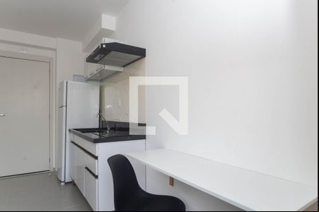 Sala/Cozinha de apartamento para alugar com 1 quarto, 30m² em Vila Romana, São Paulo