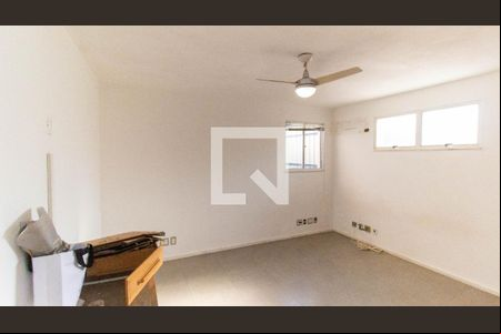Quarto de casa de condomínio para alugar com 1 quarto, 90m² em Piratininga, Niterói