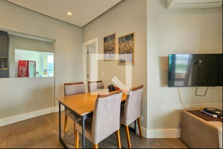 Sala de apartamento para alugar com 3 quartos, 115m² em Balneario Cidade Atlantica, Guarujá
