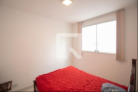 Quarto 1 de apartamento para alugar com 2 quartos, 56m² em Cabral, Contagem