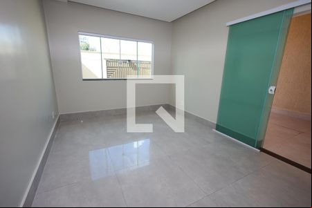 Sala de casa para alugar com 4 quartos, 280m² em Jardim Atlântico, Goiânia