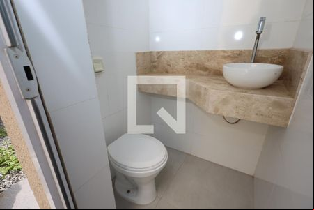 Lavabo de casa para alugar com 4 quartos, 280m² em Jardim Atlântico, Goiânia