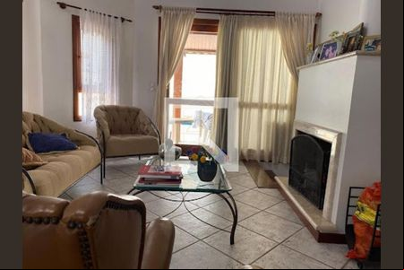 Casa à venda com 4 quartos, 307m² em Alphaville Residencial Plus, Barueri
