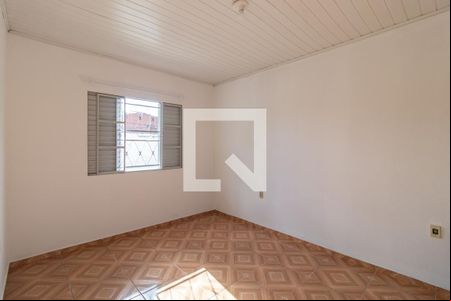 Quarto 1 de casa para alugar com 1 quarto, 68m² em Medianeira, Porto Alegre
