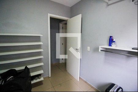 Quarto 2 de apartamento para alugar com 2 quartos, 46m² em Jardim Helga, São Paulo
