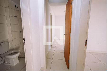 Corredor de apartamento para alugar com 2 quartos, 65m² em Parque Amazonia, Goiânia