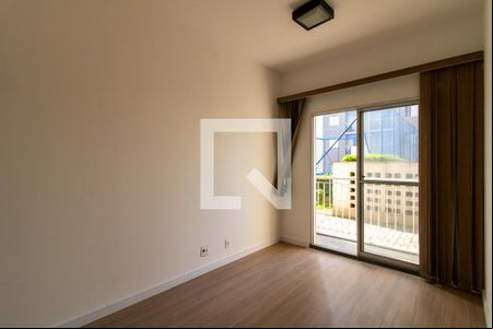 Sala de apartamento para alugar com 2 quartos, 40m² em Vila das Bandeiras, Guarulhos