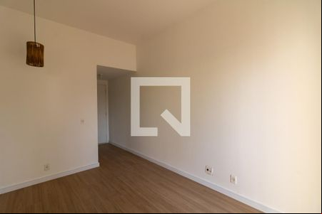 Sala de apartamento para alugar com 2 quartos, 40m² em Vila das Bandeiras, Guarulhos