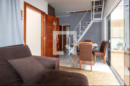 Sala de casa de condomínio para alugar com 3 quartos, 120m² em Sítio Cercado, Curitiba