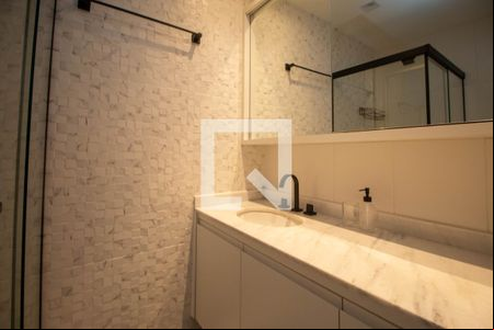 Banheiro de apartamento para alugar com 1 quarto, 27m² em Santo Amaro, São Paulo