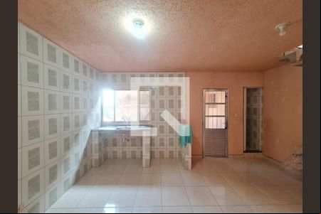 Sala/Cozinha de casa para alugar com 2 quartos, 100m² em Jardim Santa Mena, Guarulhos