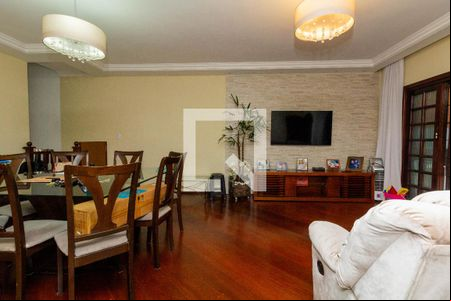 Sala de casa para alugar com 3 quartos, 140m² em Chácara Seis de Outubro, São Paulo