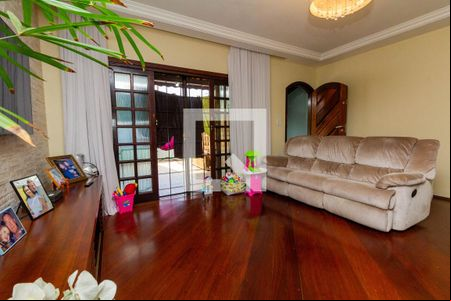 Sala de casa para alugar com 3 quartos, 140m² em Chácara Seis de Outubro, São Paulo