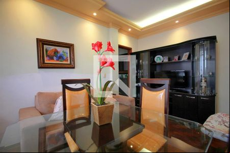 Sala de apartamento à venda com 2 quartos, 80m² em Santa Tereza, Belo Horizonte