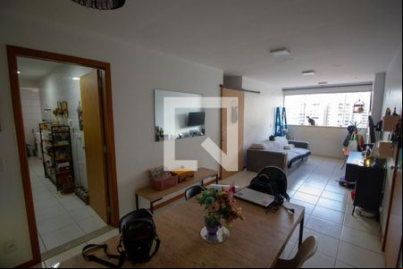 Apartamento para alugar com 3 quartos, 78m² em Lote 12, Brasília