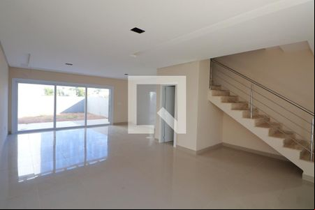 Sala de casa para alugar com 3 quartos, 138m² em Estância Velha / Bela Vista, Canoas
