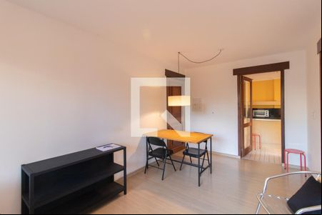 Sala de apartamento para alugar com 2 quartos, 80m² em Tristeza, Porto Alegre