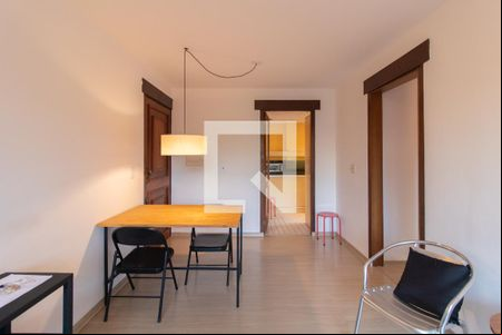 Sala de apartamento para alugar com 2 quartos, 80m² em Tristeza, Porto Alegre