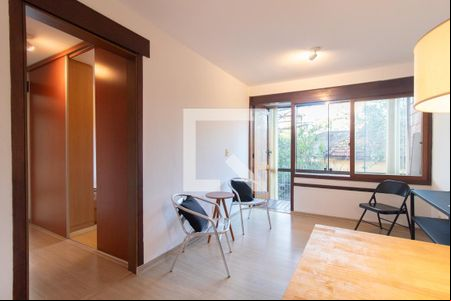 Sala de apartamento para alugar com 2 quartos, 80m² em Tristeza, Porto Alegre