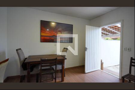 Sala de casa para alugar com 2 quartos, 90m² em Campeche Leste, Florianópolis