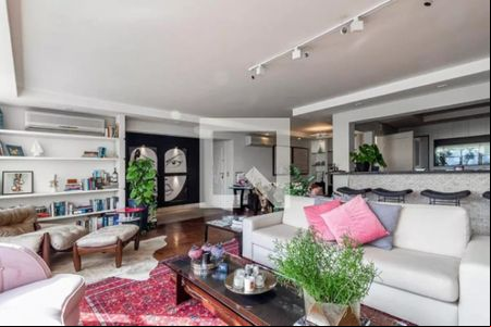 Apartamento à venda com 2 quartos, 180m² em Itaim Bibi, São Paulo