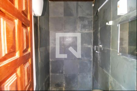 Banheiro de casa para alugar com 1 quarto, 40m² em Fonseca, Niterói
