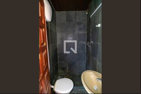 Banheiro de casa para alugar com 1 quarto, 40m² em Fonseca, Niterói