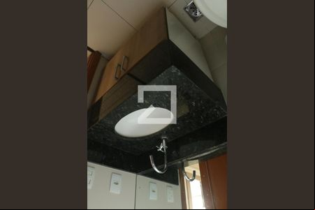 Banheiro - torneira de kitnet/studio para alugar com 1 quarto, 34m² em Centro, Nova Iguaçu