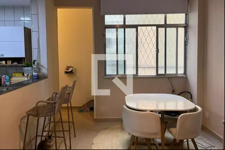 Casa à venda com 2 quartos, 75m² em Botafogo, Rio de Janeiro