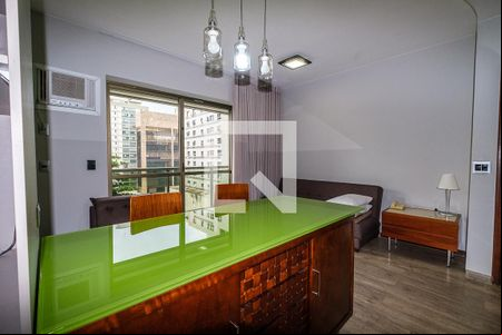 Sala de apartamento para alugar com 1 quarto, 47m² em Funcionários, Belo Horizonte