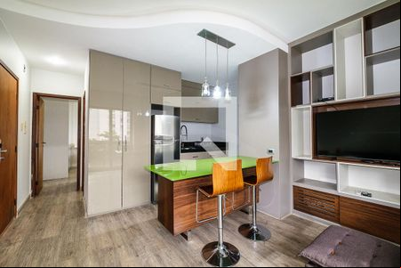 Sala de apartamento para alugar com 1 quarto, 47m² em Funcionários, Belo Horizonte