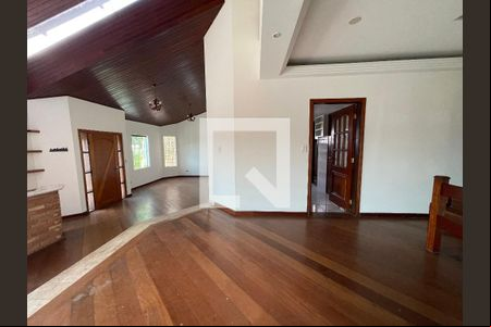 Sala de casa para alugar com 4 quartos, 500m² em Parque dos Principes, São Paulo