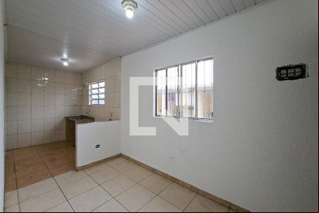 Sala de casa de condomínio para alugar com 1 quarto, 50m² em Nova Mirim, Praia Grande